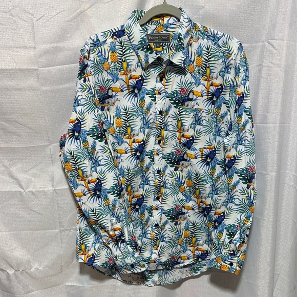Paisley & Gray Other - Paisley & Gray Slim Fit Toucan Macaw Tropical Buttondown